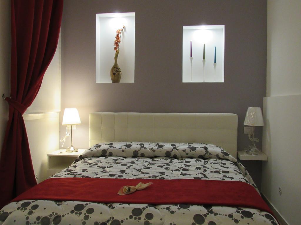 La Voce Del Violino Bed and Breakfast Ragusa Rum bild